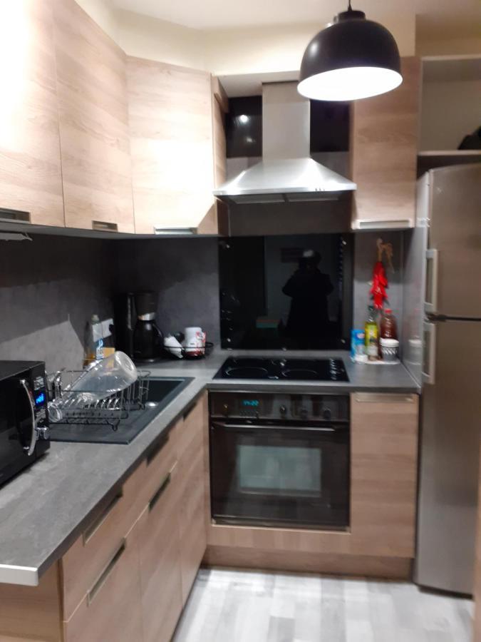 Le studio d' EMI Argelès-Gazost Esterno foto