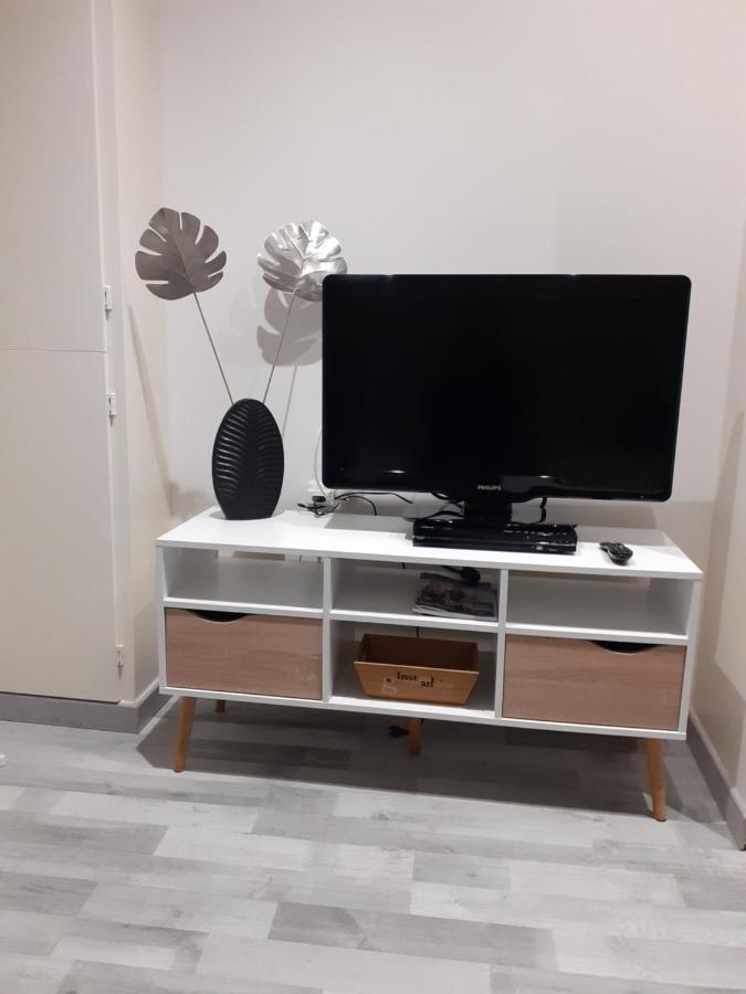 Le studio d' EMI Argelès-Gazost Esterno foto